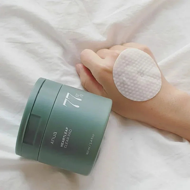 Almohadillas tónicas hidratantes y exfoliantes Heartleaf 77% Clear Pad