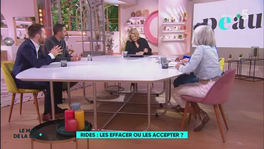 Set de Massage Visage 2 en 1 – Rouleau & Gua Sha Résine | Soin Anti-Âge, Raffermissant et Éclat de la Peau